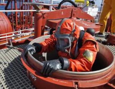 man wearing BA2 entering confined space